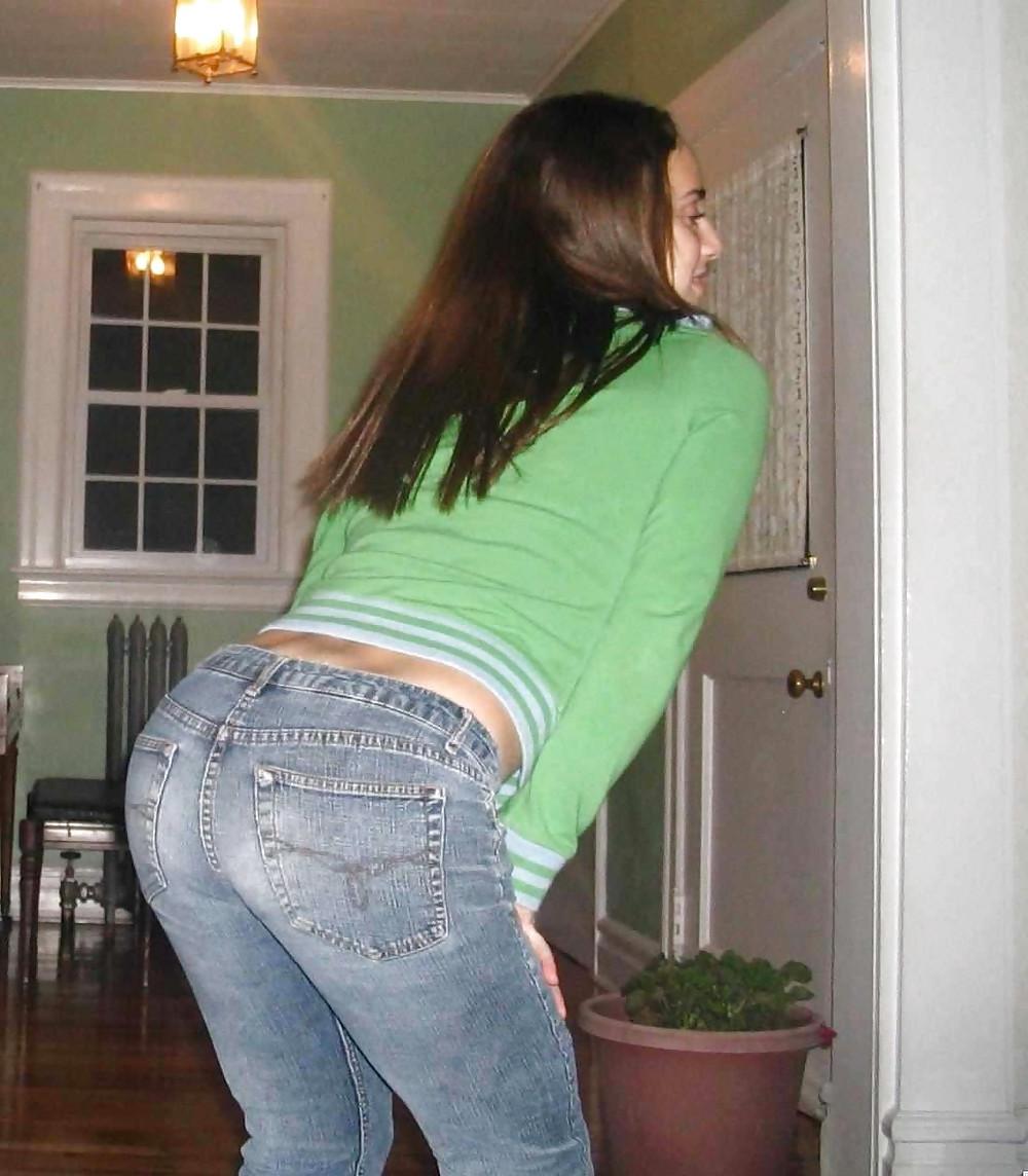 25P Queens in Jeans LLXXX
