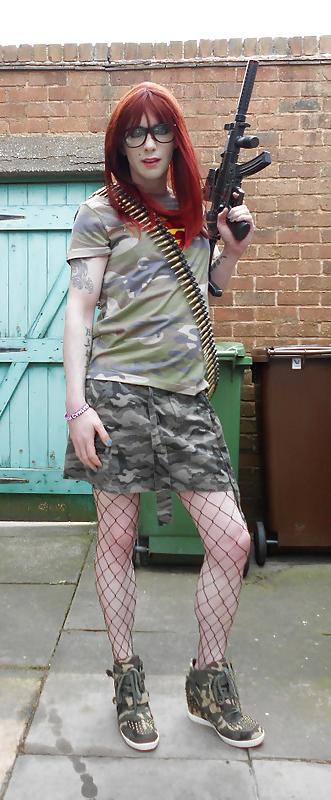 25P Tranny Supersatin Army Girl gets her gun out (Outdoor Shots)