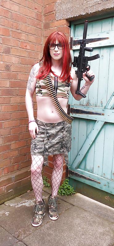 25P Tranny Supersatin Army Girl gets her gun out (Outdoor Shots)