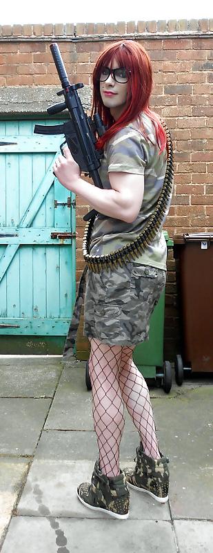 25P Tranny Supersatin Army Girl gets her gun out (Outdoor Shots)