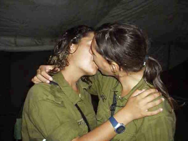 25P Military Women