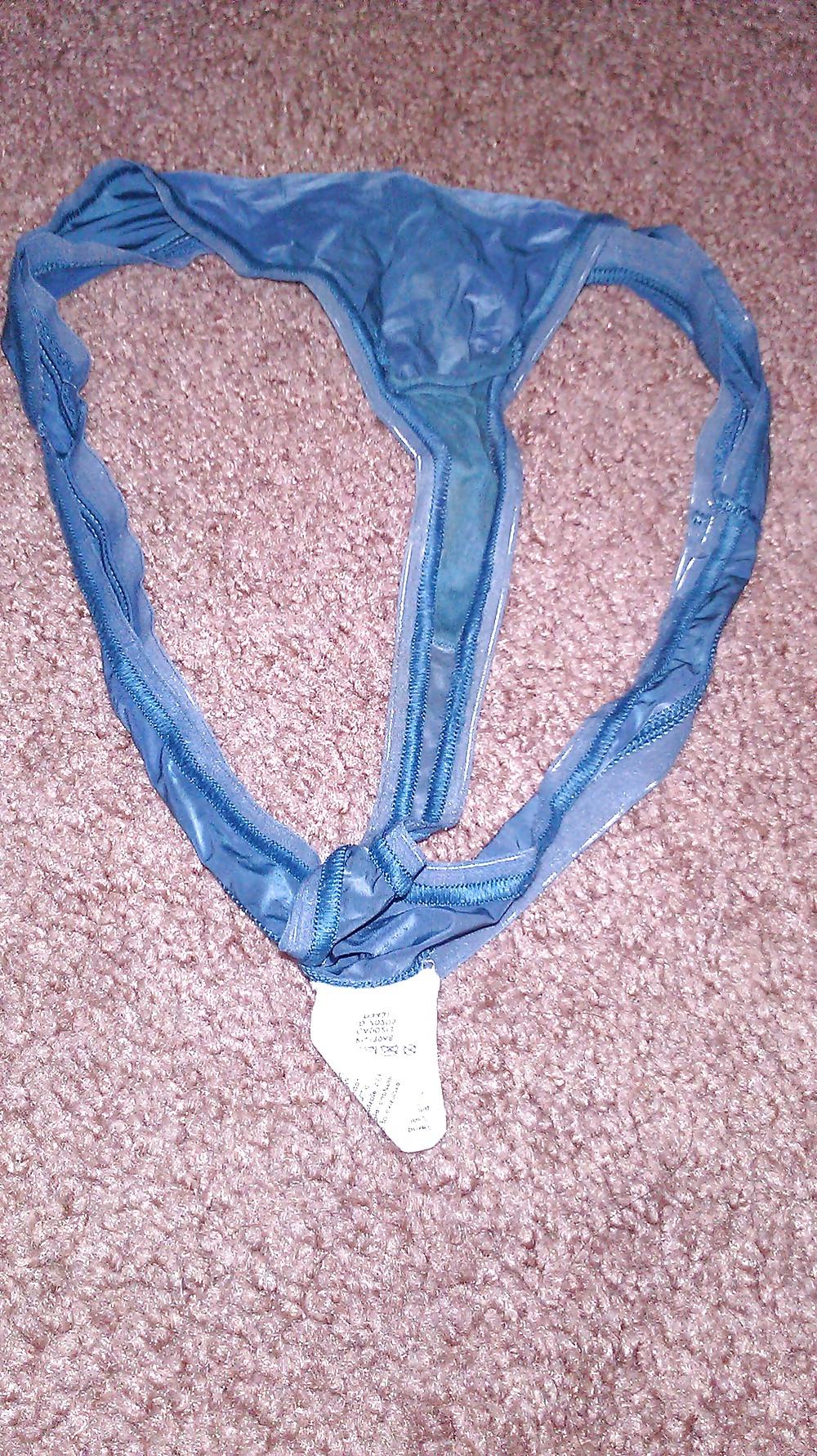 16P Thong collection