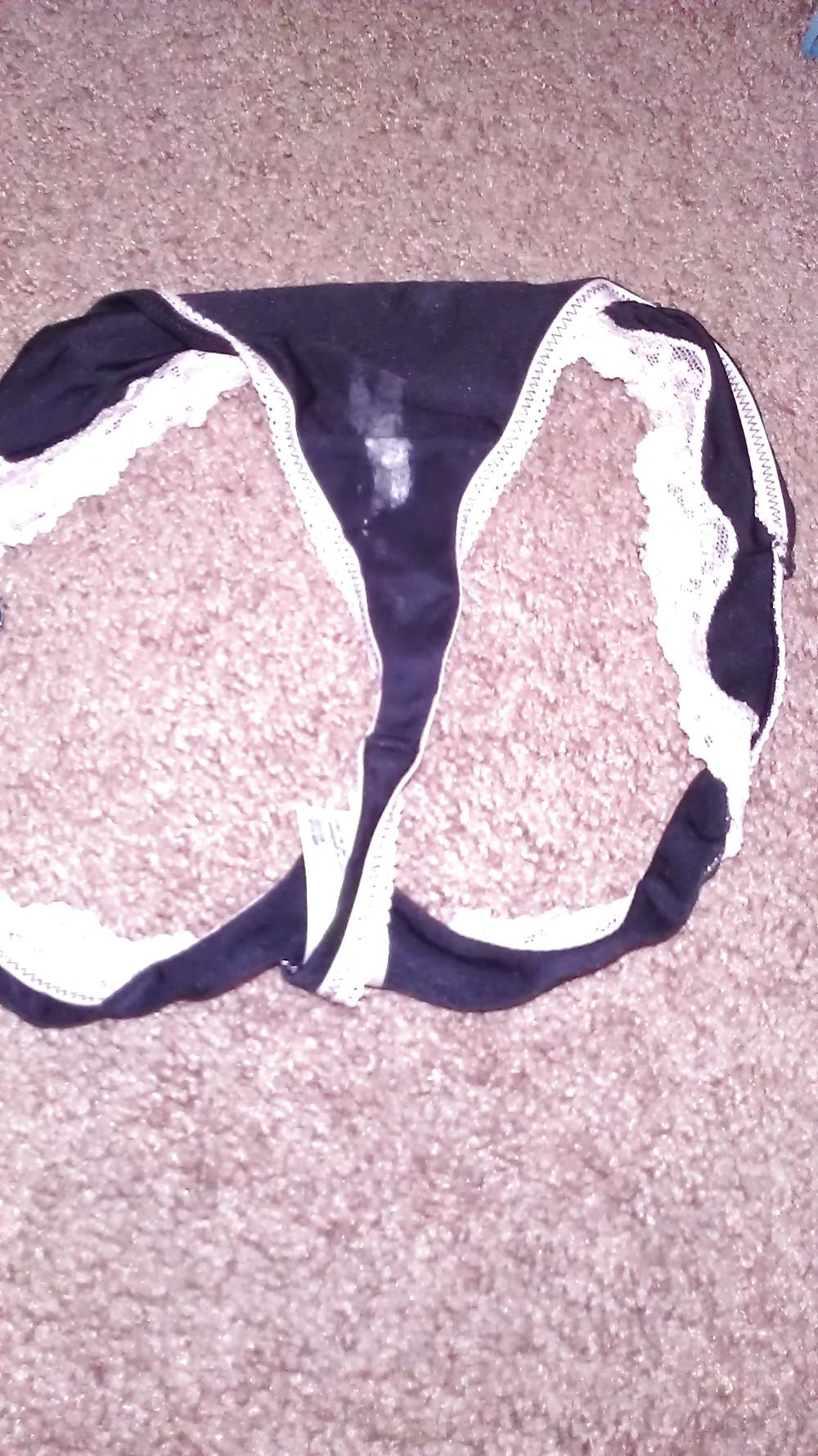 16P Thong collection