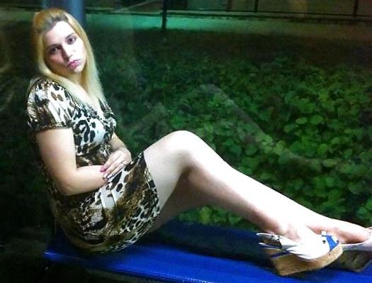 10P Greta - Flawed And Thick Bodied Blonde Babe 