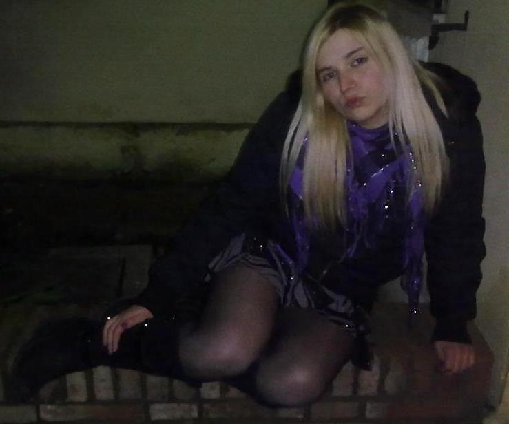 10P Greta - Flawed And Thick Bodied Blonde Babe 