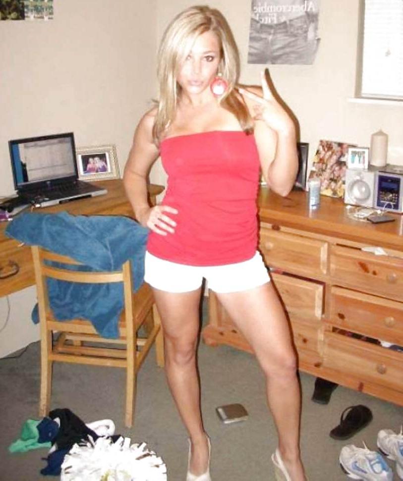 25P College Cheerleaders make my Dick Hard 1