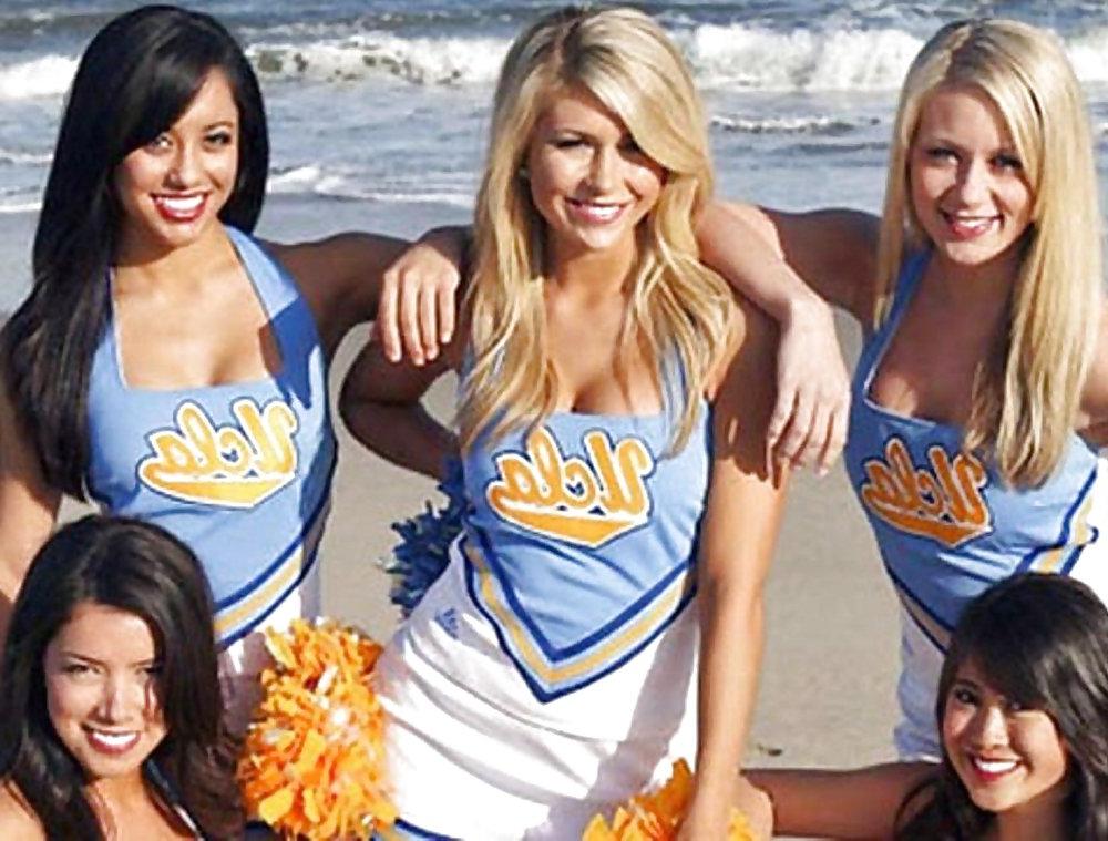 25P College Cheerleaders make my Dick Hard 1