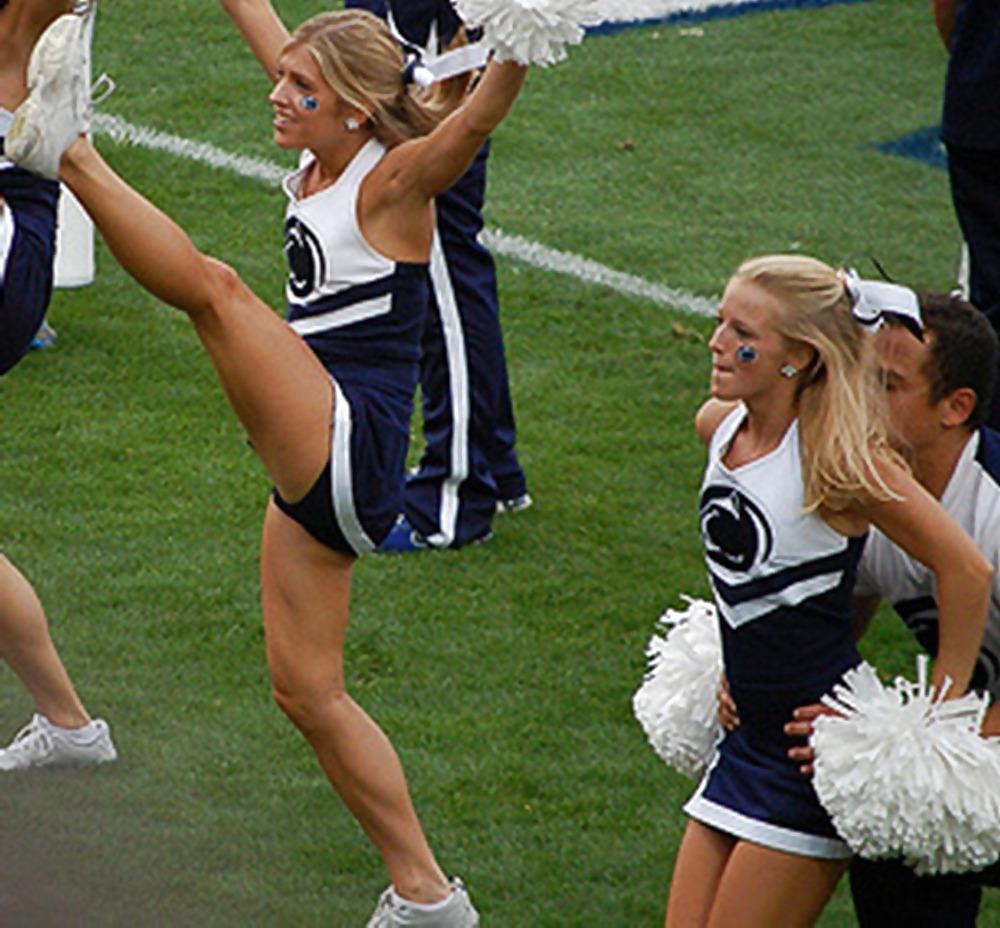 25P College Cheerleaders make my Dick Hard 1