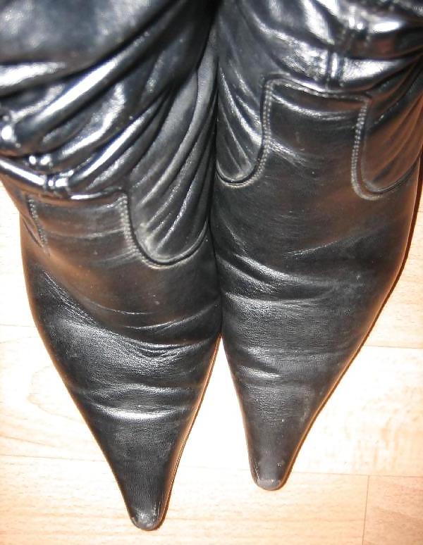 5P Neue Bilder mit Stiefeln und Jeans 