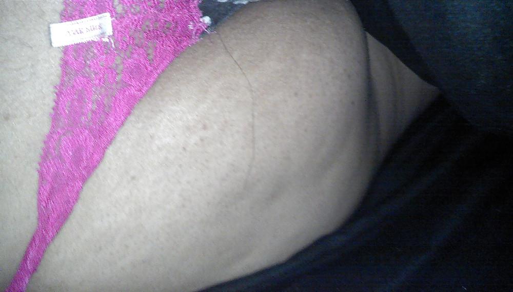 5P Wifes ass in pink thong