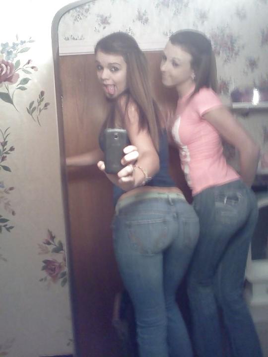 25P Queens in Jeans LVXXXXIV