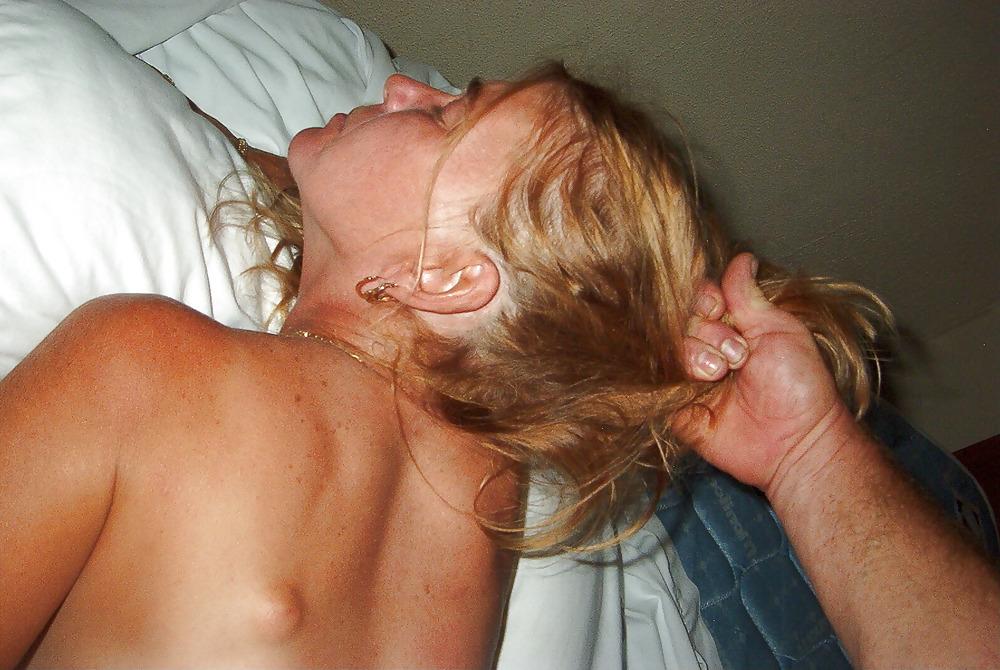 15P Wife Giving Blowjob 3