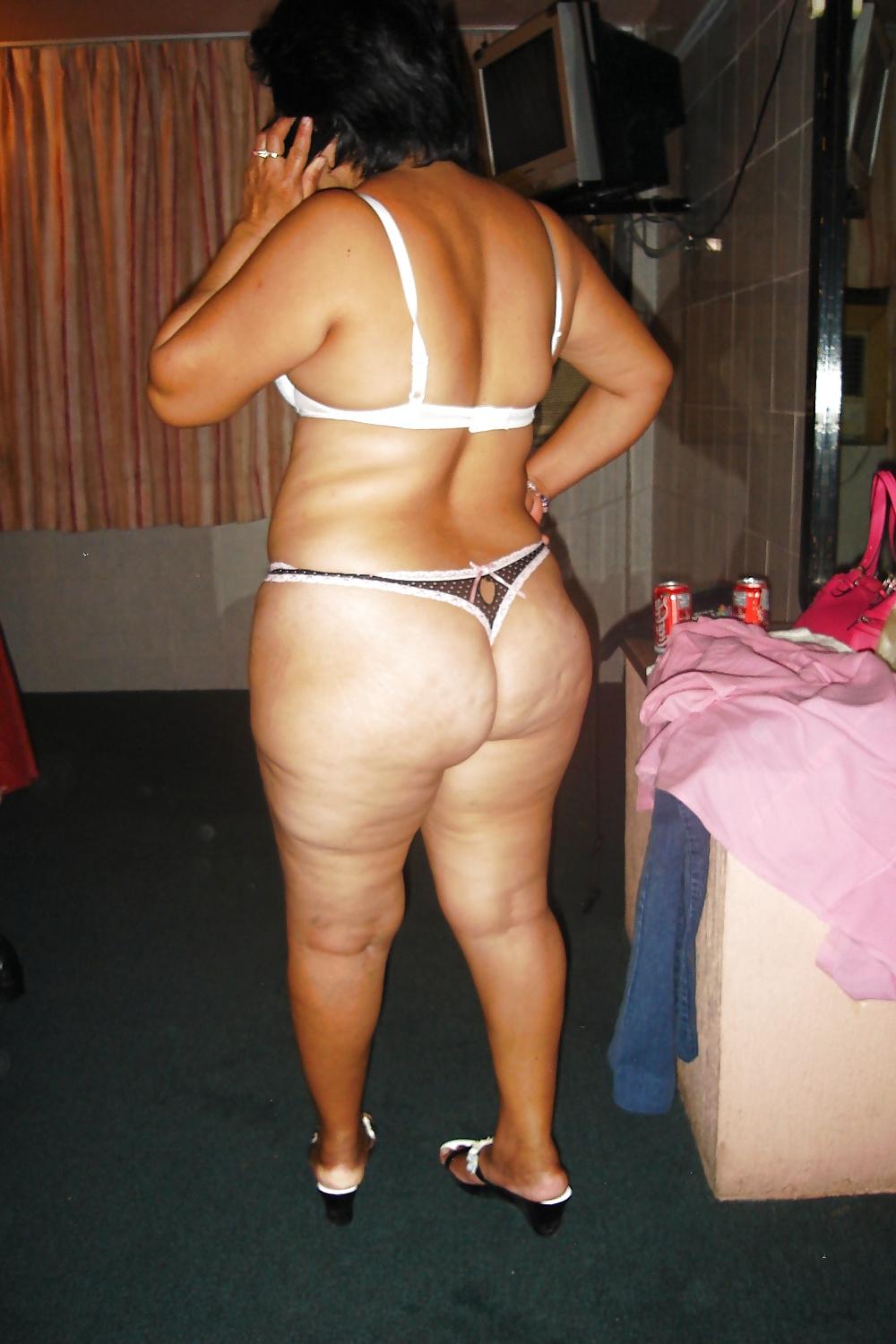 25P Thick Girls