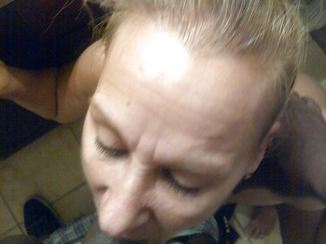 10P Bathroom fuck