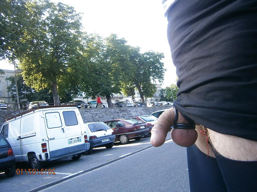 9P Public outdoor libourne sexe exhib queue salope 