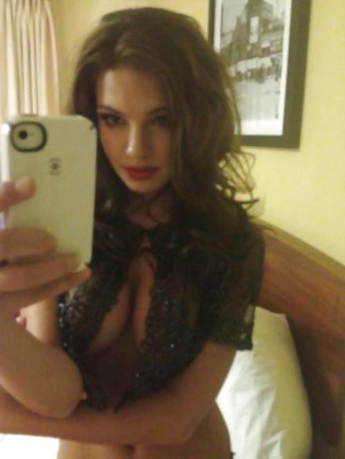 21P Mirror self shots mix