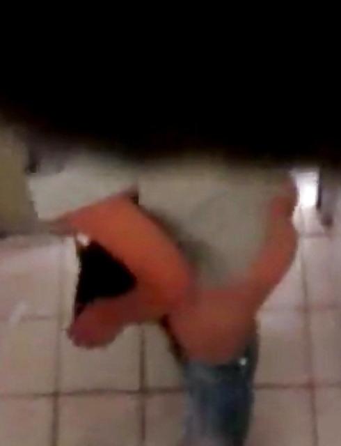 9P Spy Bathroom 12