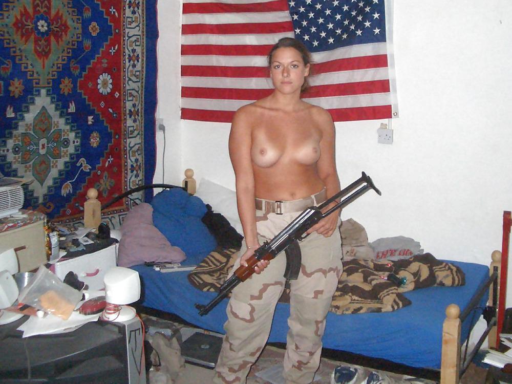 25P US Army Babes