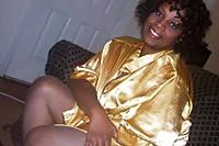 5P Photos of Miss Aunty from new video