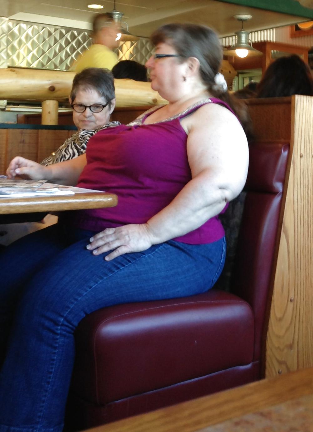9P Fat white bbw fleshy arms