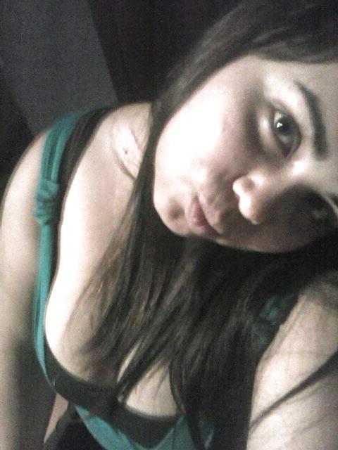 25P Valentina Chilena Tetona Non-Nude