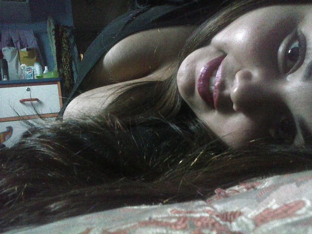 25P Valentina Chilena Tetona Non-Nude