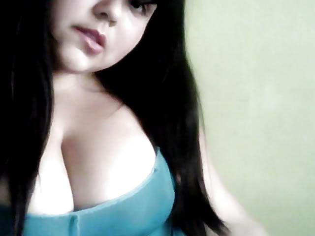 25P Valentina Chilena Tetona Non-Nude