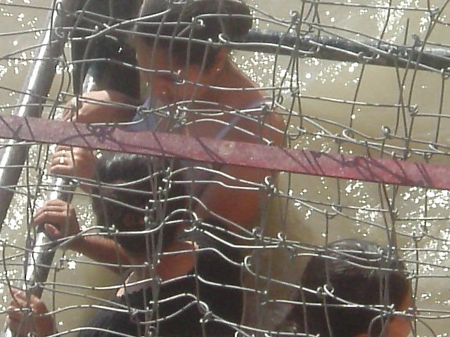 25P INDIAN BATHING WOMANS