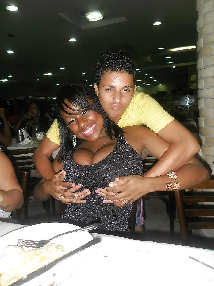 25P Massive Natural Brazilian Tits