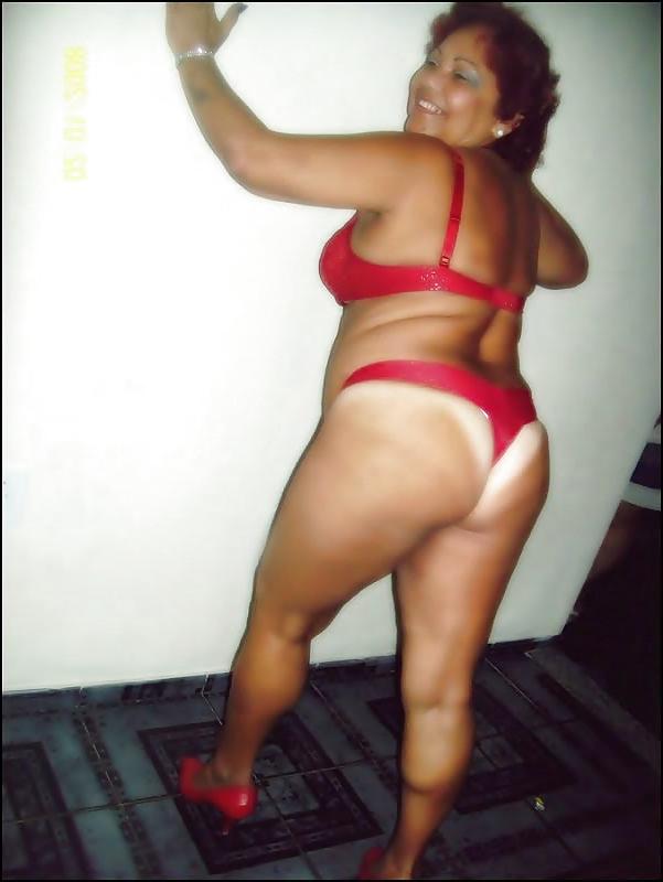 25P Brazilian granny