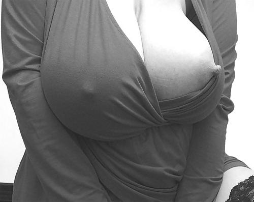 25P Massive Tits