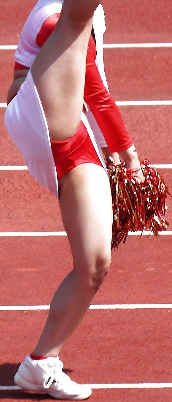 21P Japanese Cheerleader