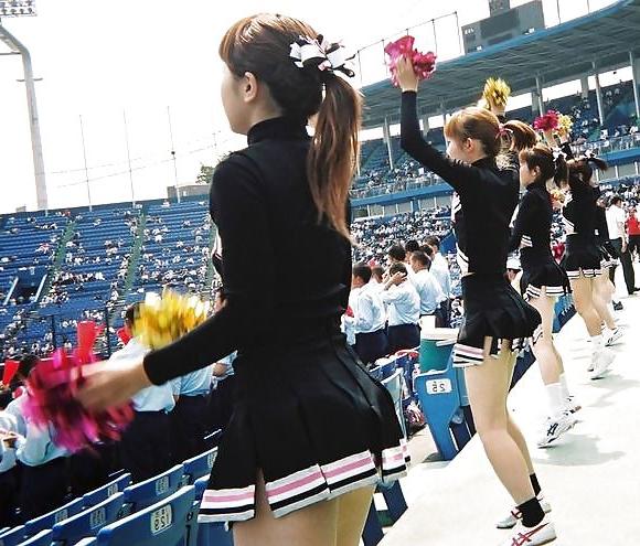 21P Japanese Cheerleader