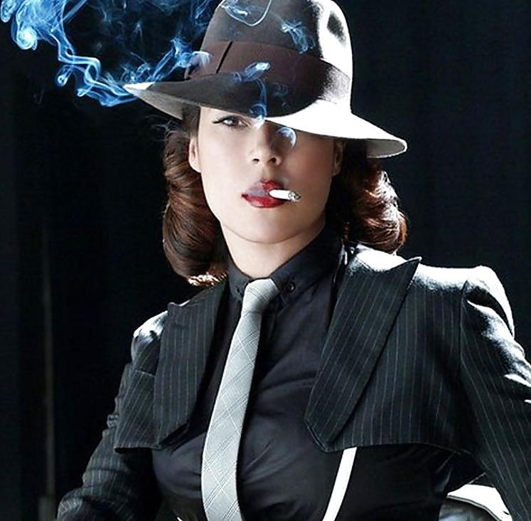 25P Glamour Smoking I