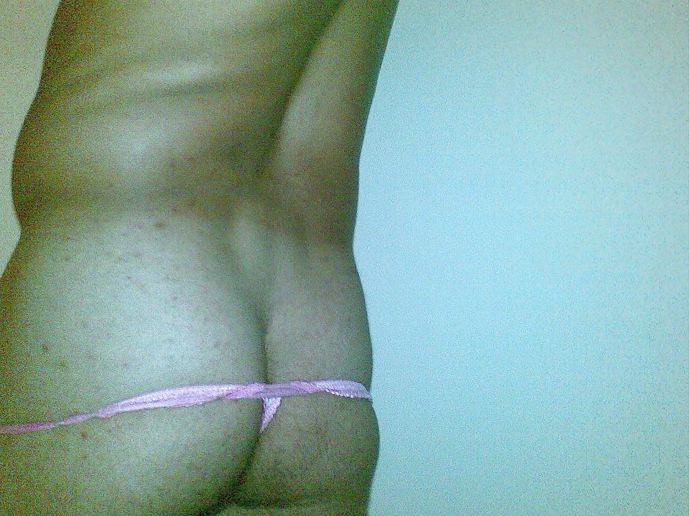 4P Pink thong