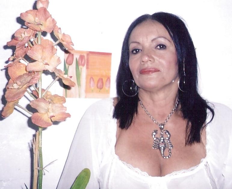 25P Brazilian Cop: Beautiful, Sexy 60 Yr Old Mature - Ameman