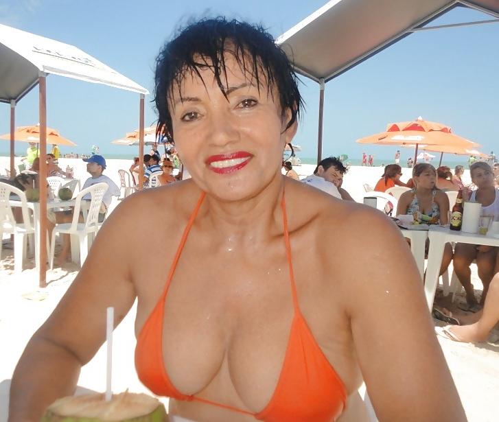 25P Brazilian Cop: Beautiful, Sexy 60 Yr Old Mature - Ameman