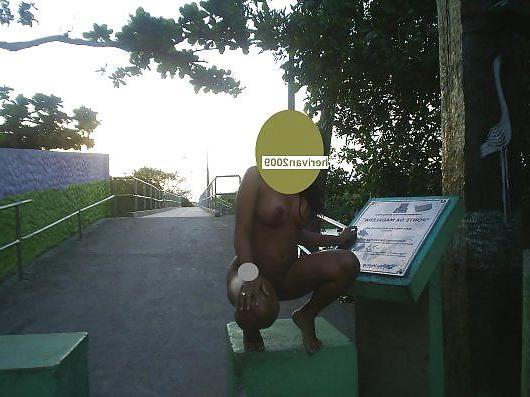 25P Brazilian exhibitionist public slut