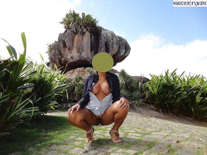 25P Brazilian exhibitionist public slut