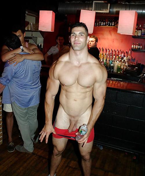 25P Hot public guys