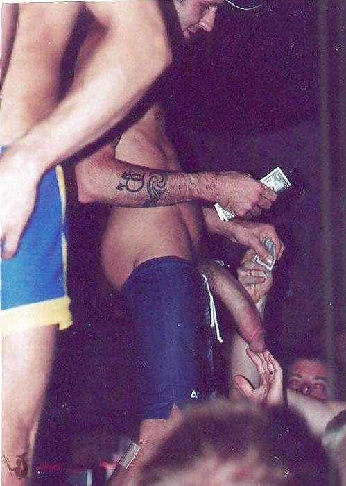 25P Hot public guys