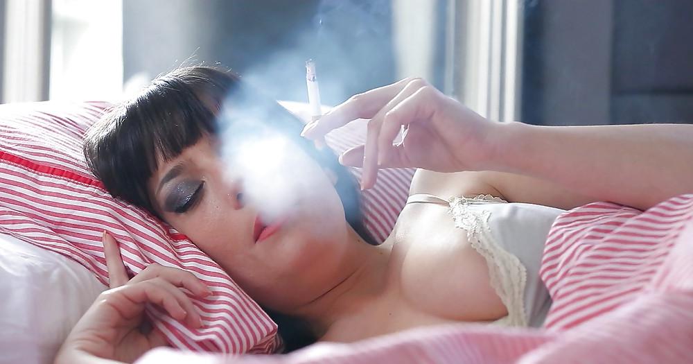 25P Glamour Smoking: Alazne