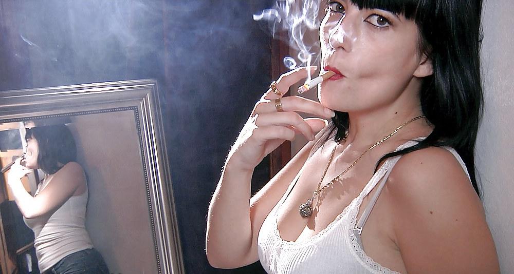 25P Glamour Smoking: Alazne
