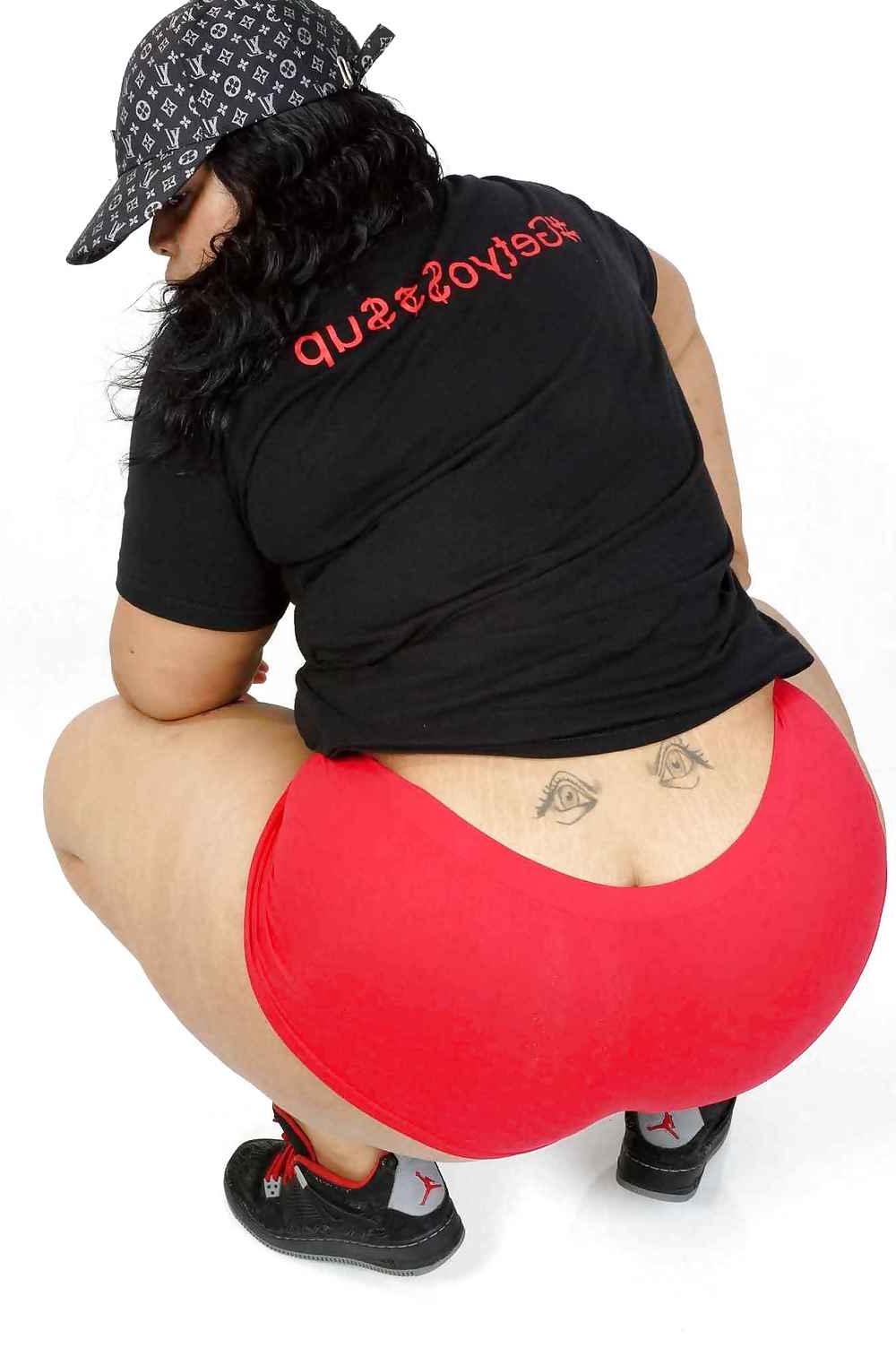 8P Thick bitches