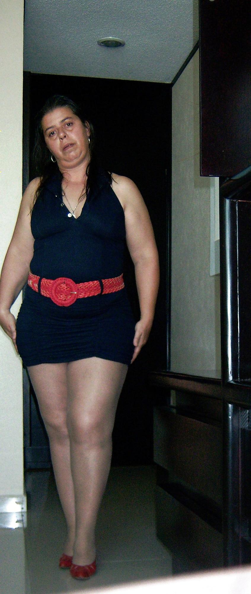 5P Thick latin granny