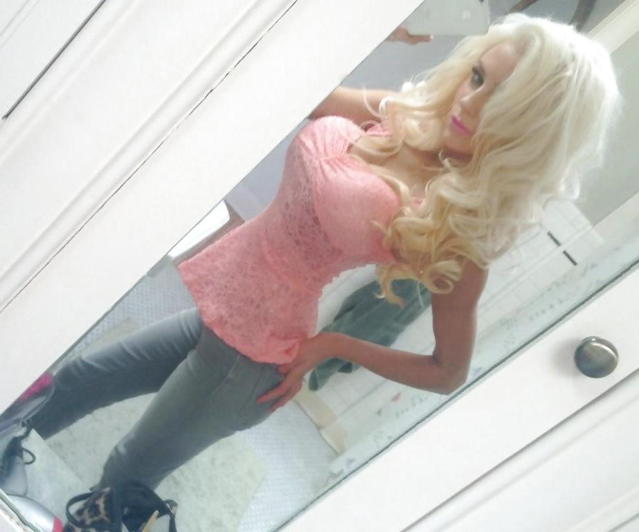 25P Bimbo's