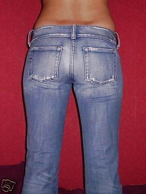 25P Queens in Jeans LLIV