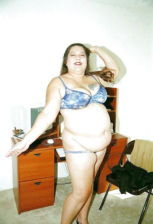 12P FAT MATURE TAKES OFF CLOTHES IN OFFICE