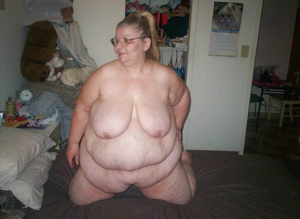 12P Sexy ? Fat Mums - Warning!