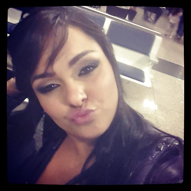 25P Brazilian Mulher Melancia Instagram (by Hellboykingop)